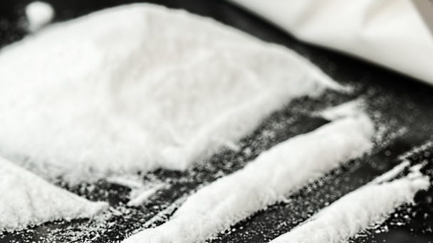 Трюдо предупреди: Лицензите за кокаин не са за продажба на наркотици