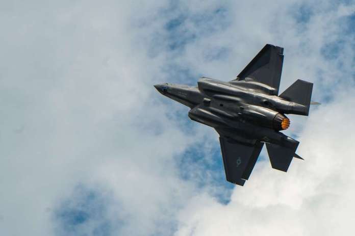 Канада финализира споразумение за покупката на 88 американски изтребителя F-35