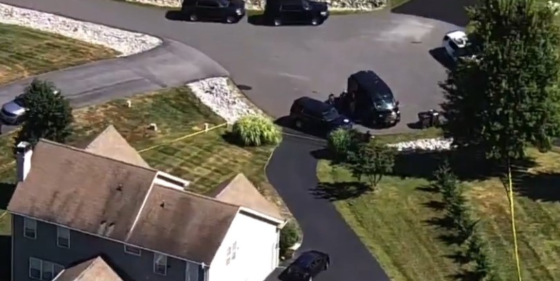 Три деца и двама възрастни застреляни в дом в Мериленд