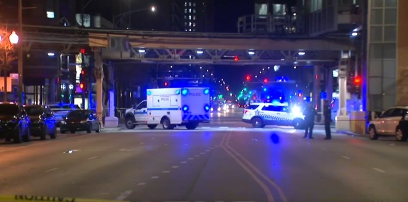 Трима ранени и един убит при престрелка пред нощен клуб в Чикаго