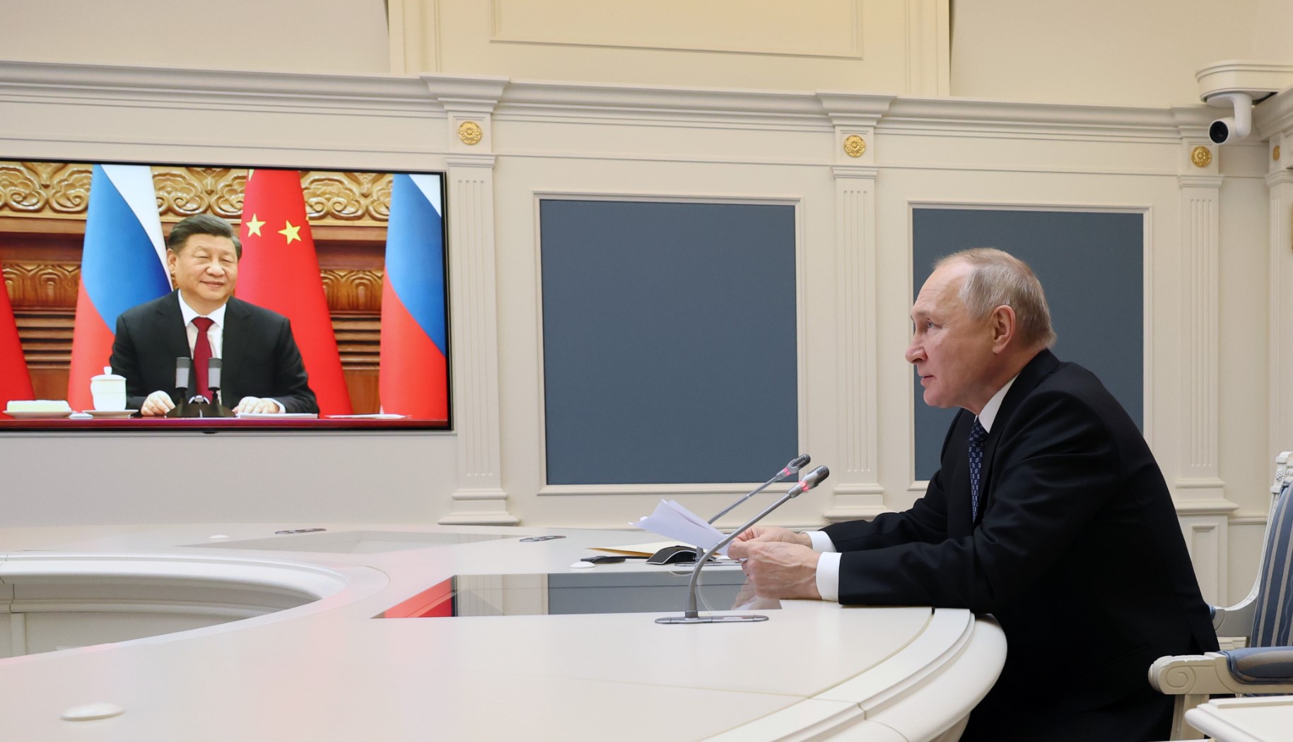 Си Цзинпин към Путин: Китай ще остане обективен по темета за Украйна