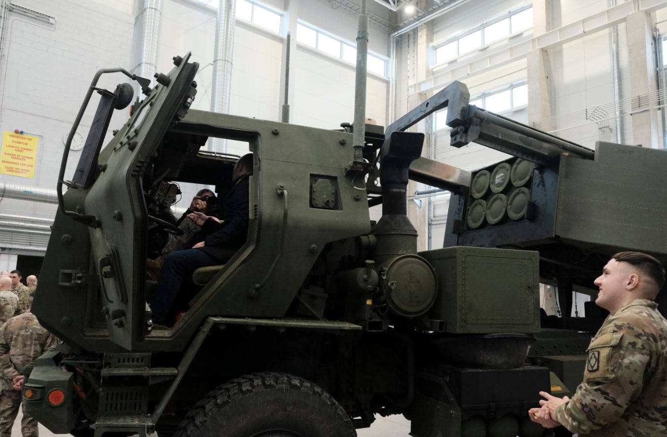 Изпитателното поле за оръжията на Запада: В какво се превърна Украйна?