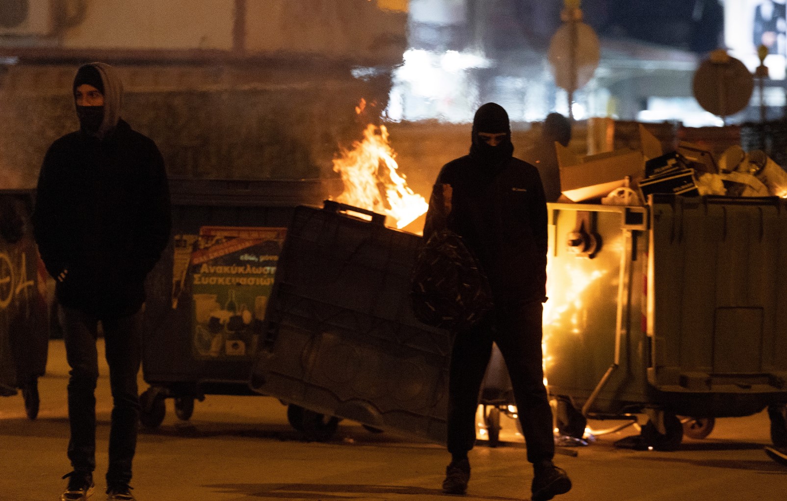 Сблъсъци на протестите след катастрофата в Гърция