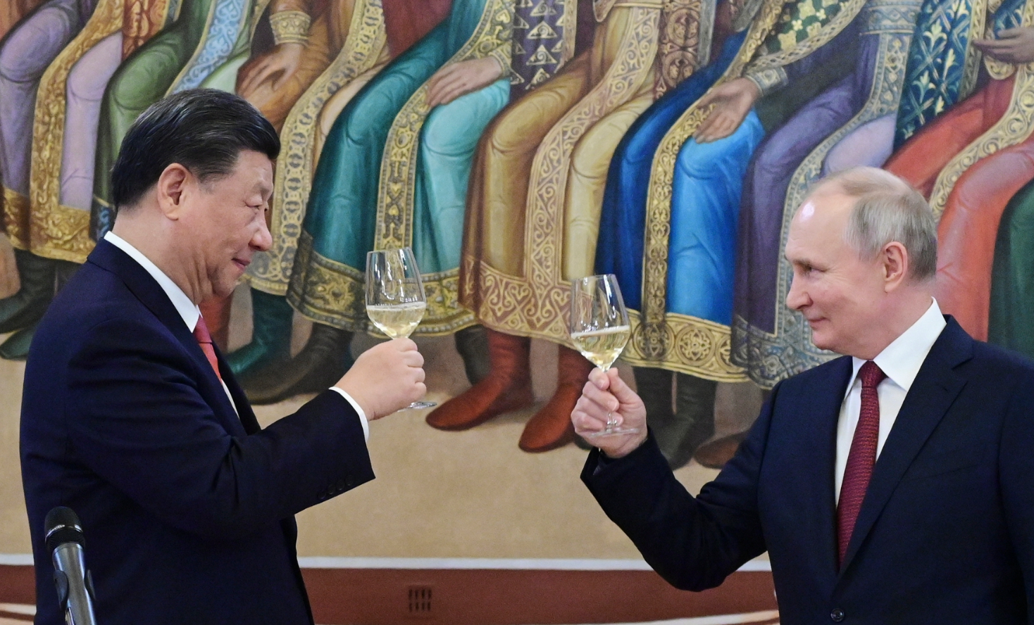 Путин и Си създават деспотична ос, за да подчинят света на авторитарен световен ред