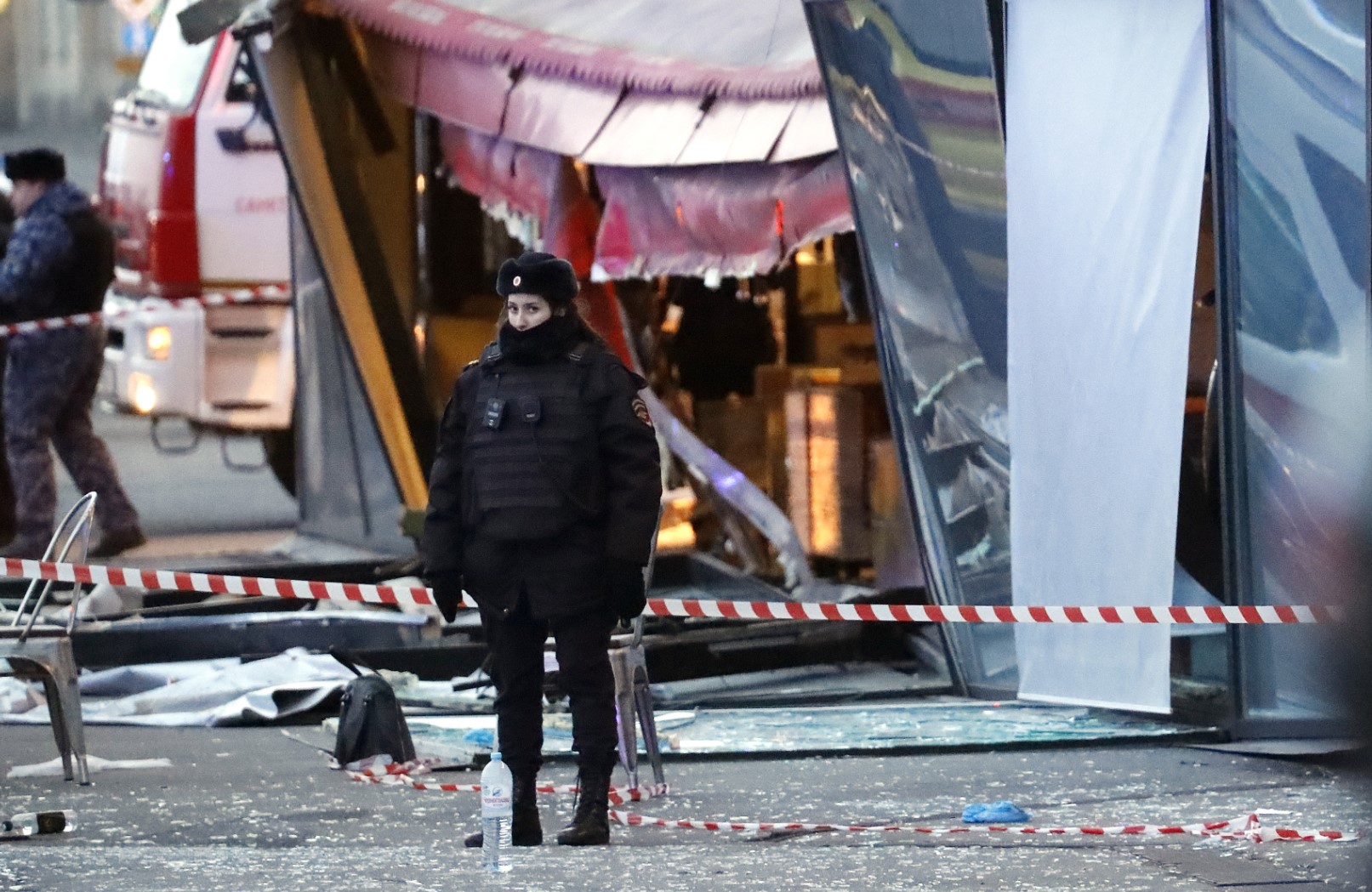 30 са вече ранените при експлозията в Санкт Петербург