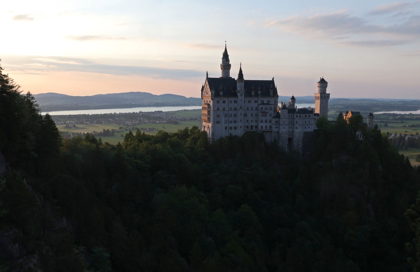 Изглед от замъка Нойшванщайн