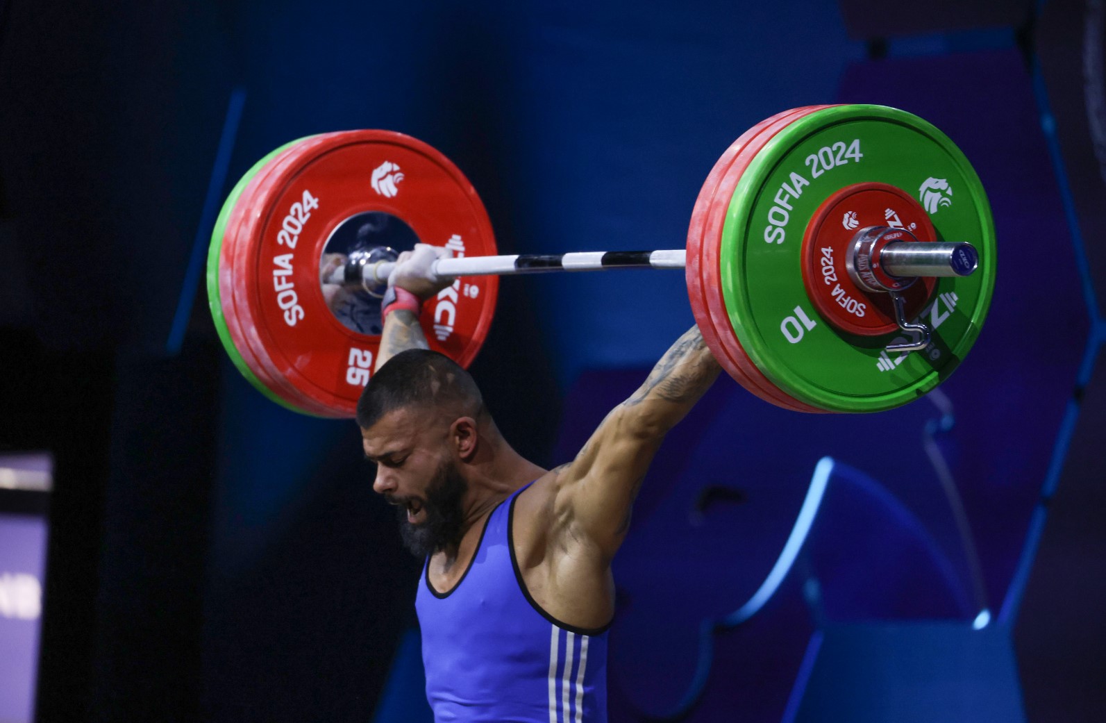 Божидар Андреев спечели по категоричен начин титлата в категория до 73 килограма