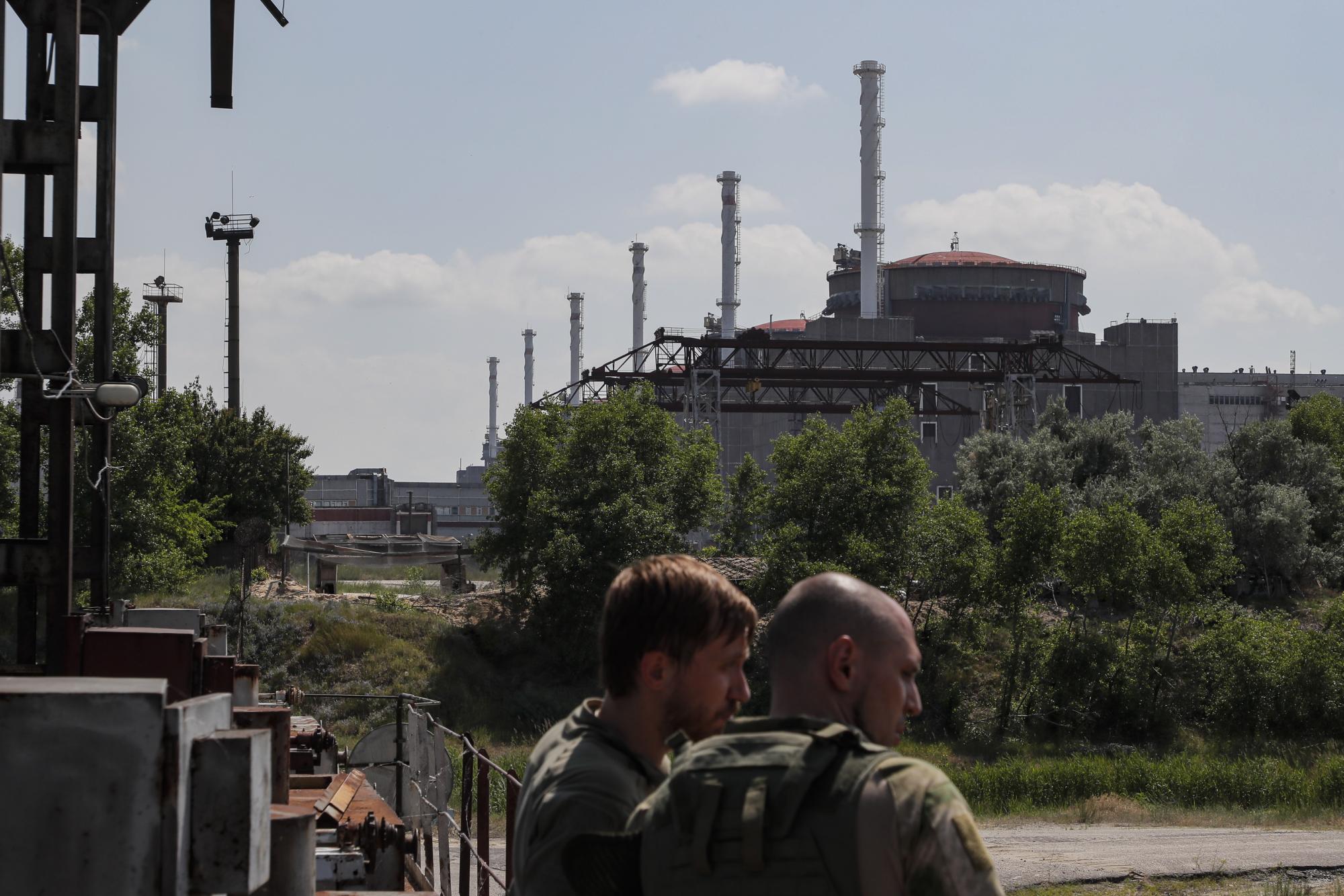 Русия е изключила всички реактори на пленената АЕЦ "Запорожие"