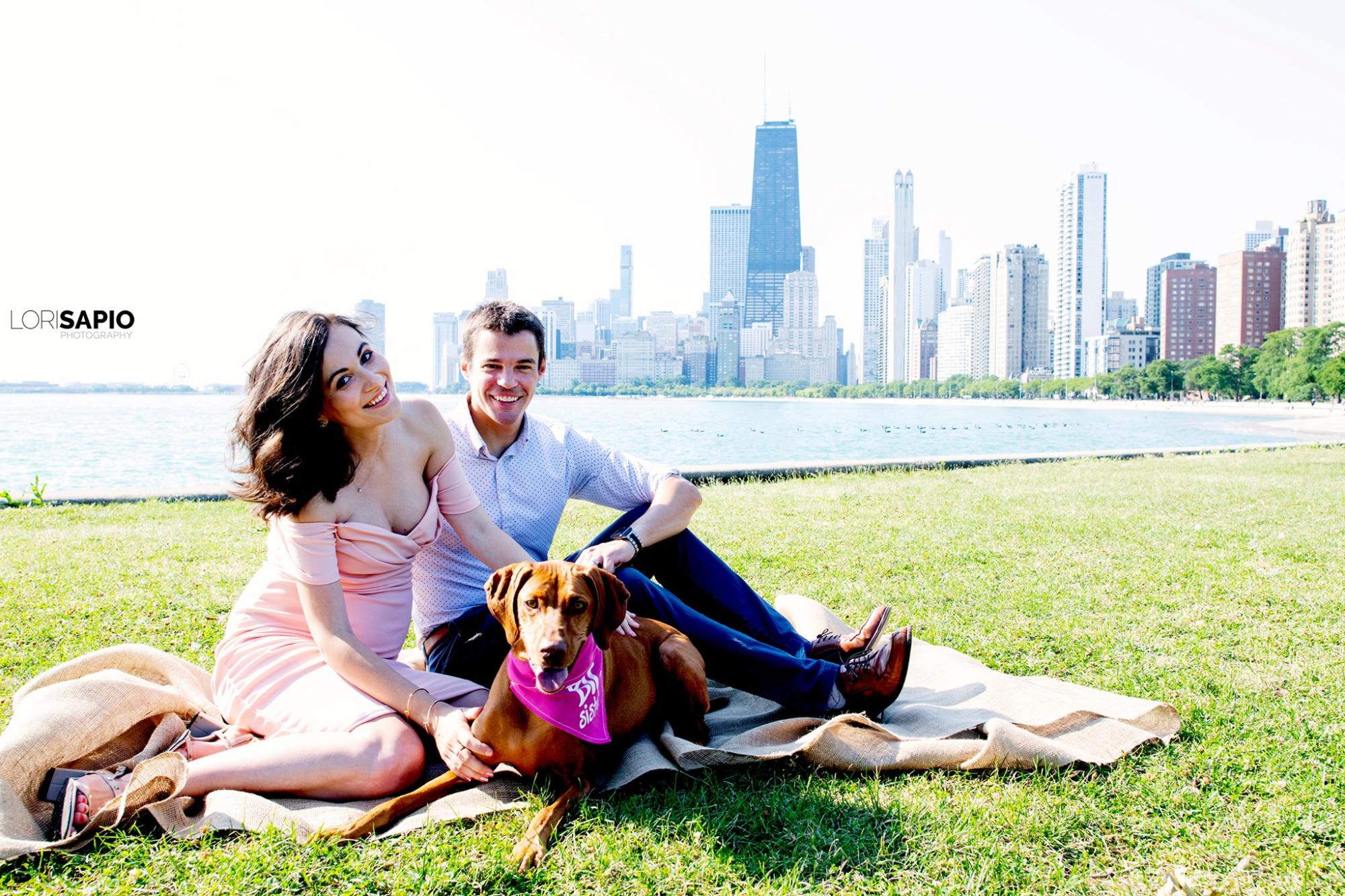 С Ерик и кучето Хъмфри в Чикаго, бременна и щастлива