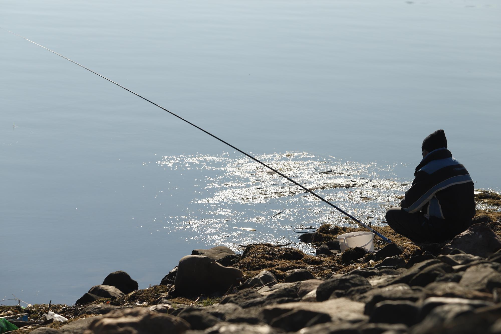 Забраниха всякакъв вид риболов в България за два месеца