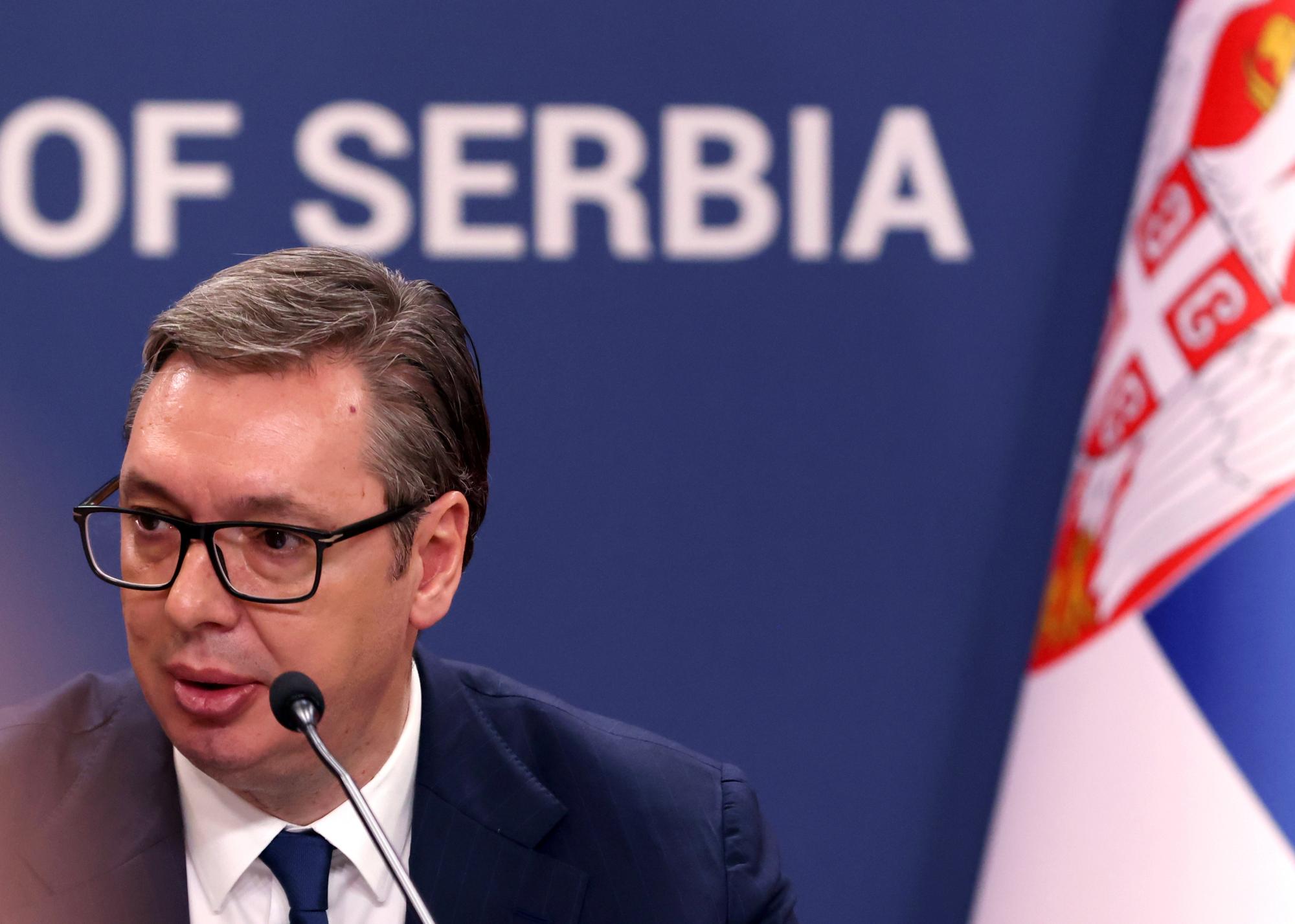„Ти си следващият!“: Арестуваха мъж, заплашил сръбския президент Вучич