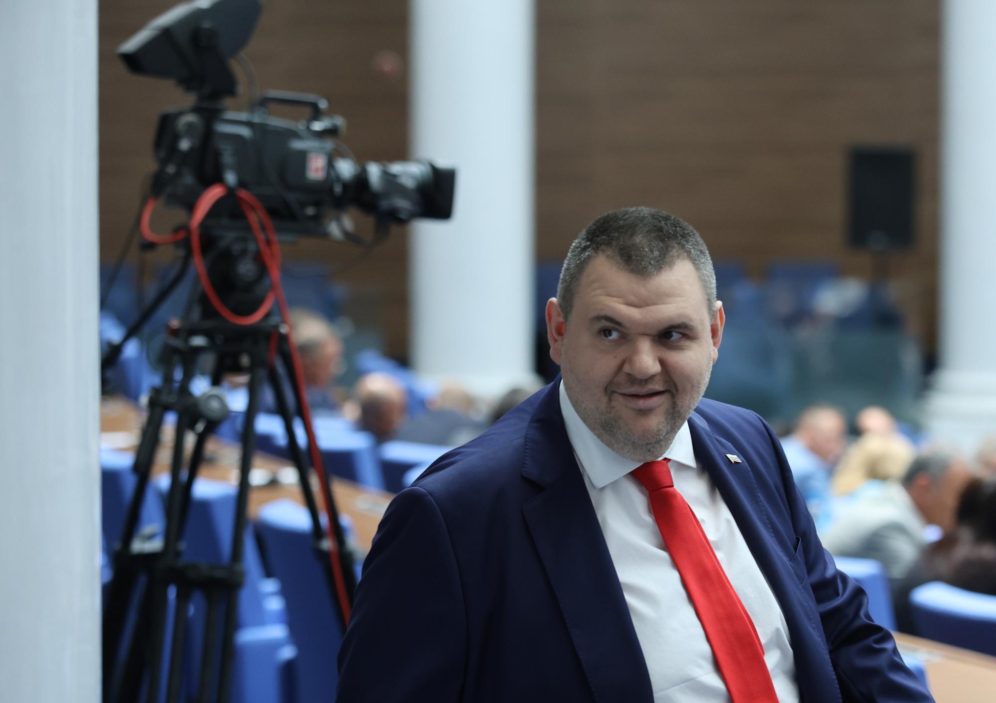 Пеевски: Асен Василев искаше да е премиер, Христо Иванов – президент