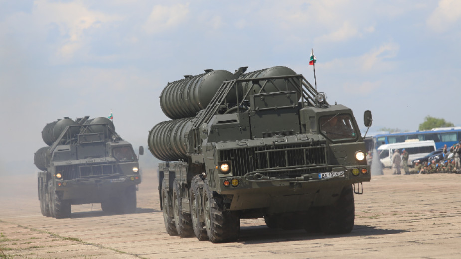 Ще помогне ли България и с ПВО за Украйна? Главчев със заявка за "категорична подкрепа"