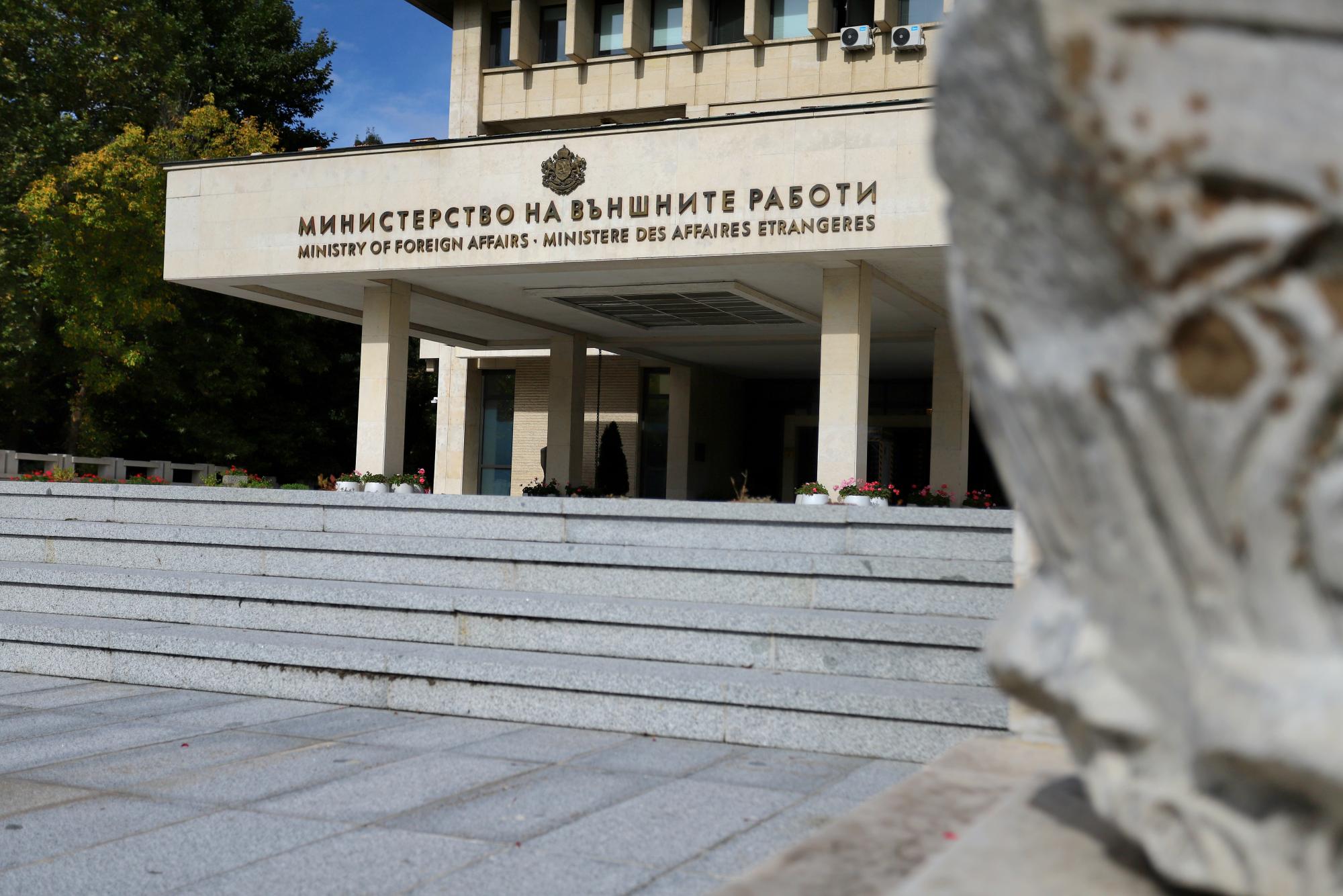 МВнР призова българите да напуснат незабавно Ливан