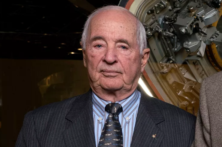 90-годишен астронавт от „Аполо 8“ загина в самолетна катастрофа