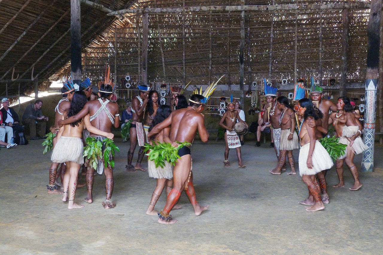 Мъск достави интернет до изолирано амазонско племе. То се пристрасти към порното