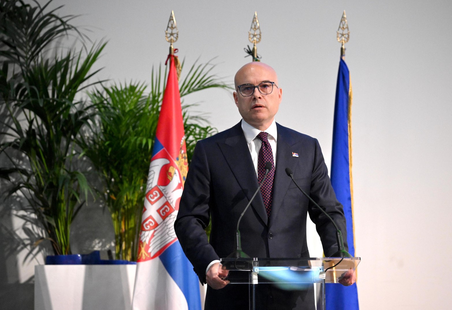 Сръбският премиер Милош Вучевич
