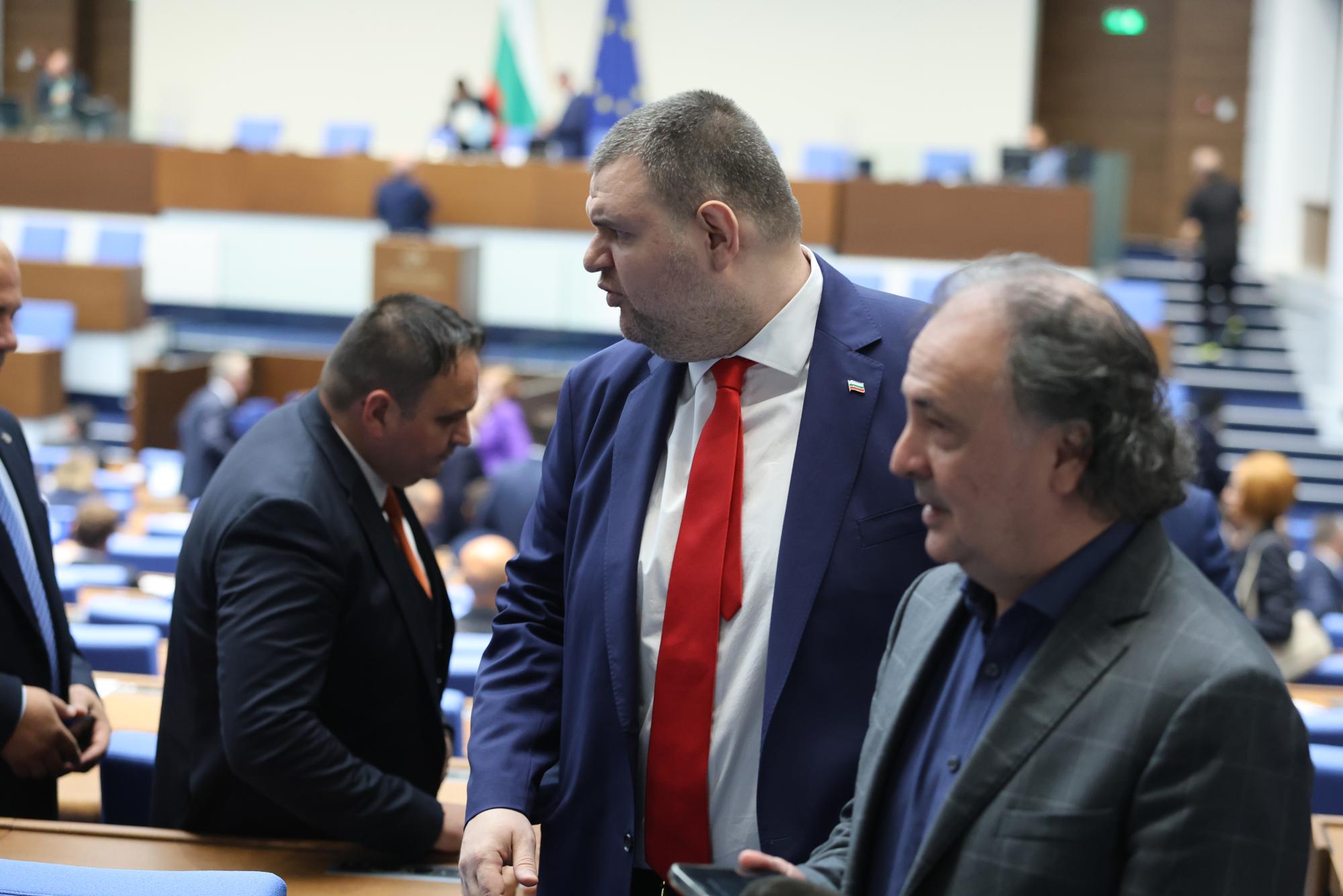 Делян Пеевски: Всички хора в България искат правителство, аз ще го изпълня