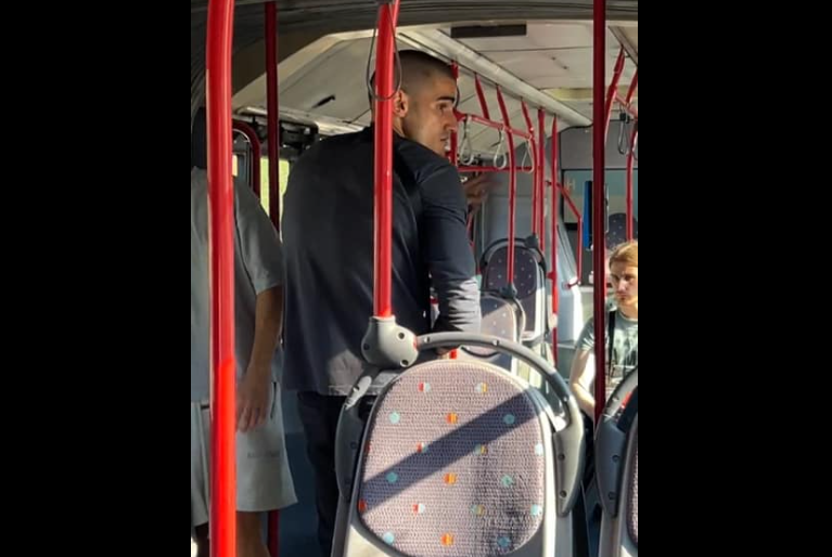 „Този си изпусна ключовете и ме хвана за задните части“: Столичанка се оплаква от опипване в рейса (ВИДЕО)
