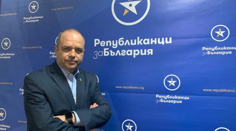 “Използват децата”: Има ли широка подкрепа за Малко Българско Училище в Чикаго?