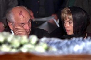 Почина последният лидер на СССР Михаил Горбачов