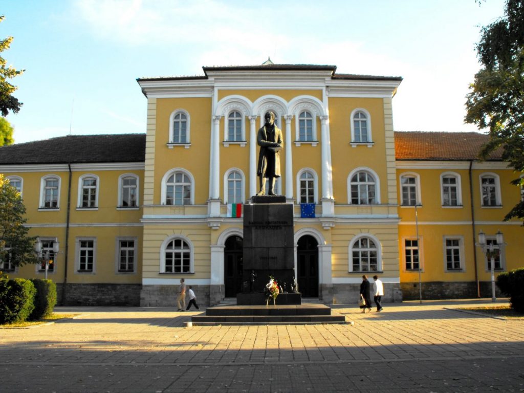 Габрово: Българският Манчестър, съграден от Рачо Ковача