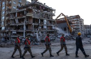 Над 84 000 сгради са повредени от земетресенията в Турция